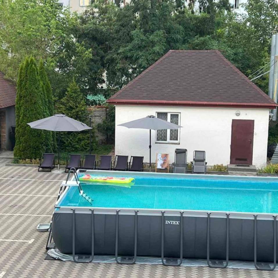Stara Vezha Hotel Boryspiľ Exteriér fotografie