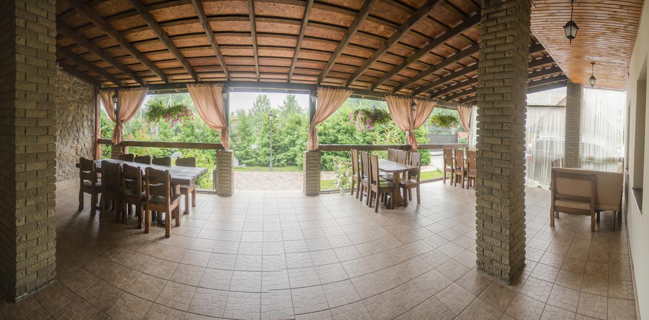 Stara Vezha Hotel Boryspiľ Exteriér fotografie