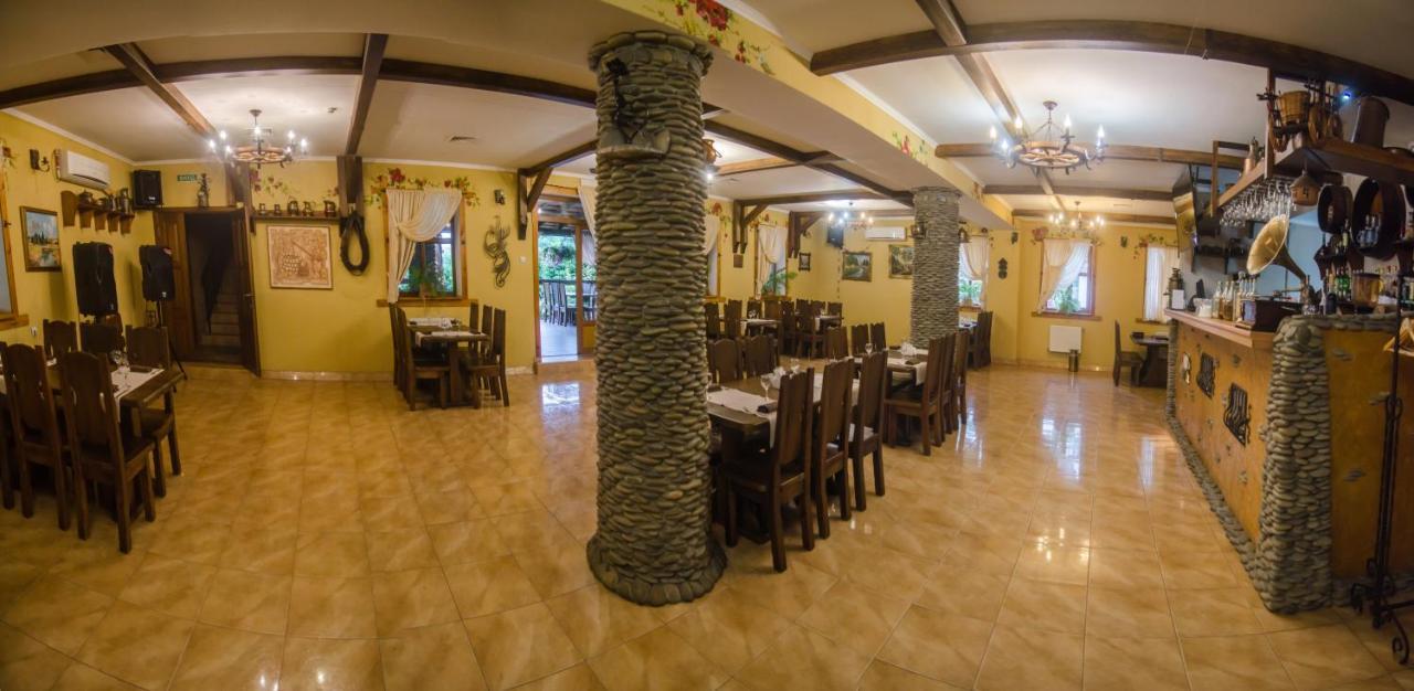 Stara Vezha Hotel Boryspiľ Exteriér fotografie