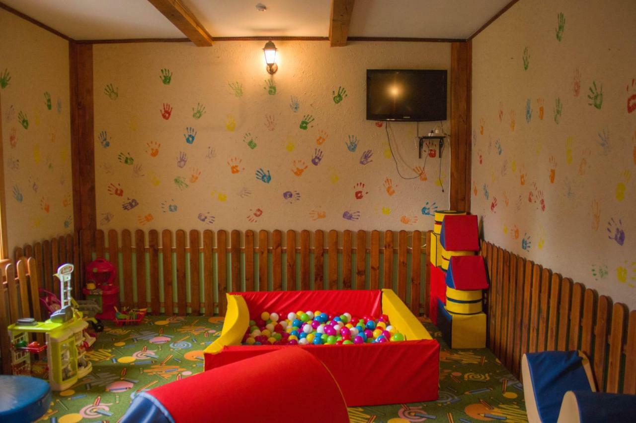 Stara Vezha Hotel Boryspiľ Exteriér fotografie