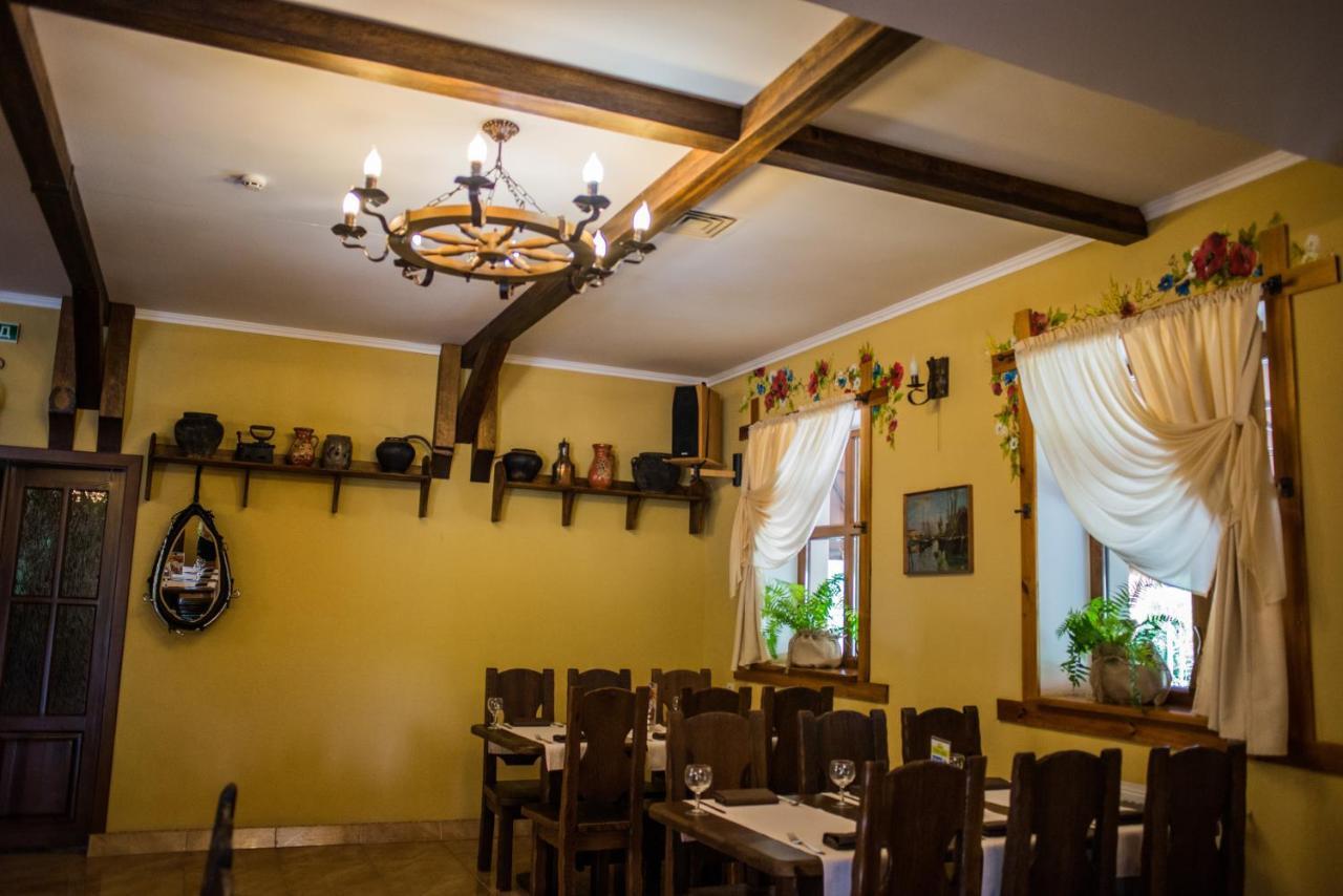 Stara Vezha Hotel Boryspiľ Exteriér fotografie
