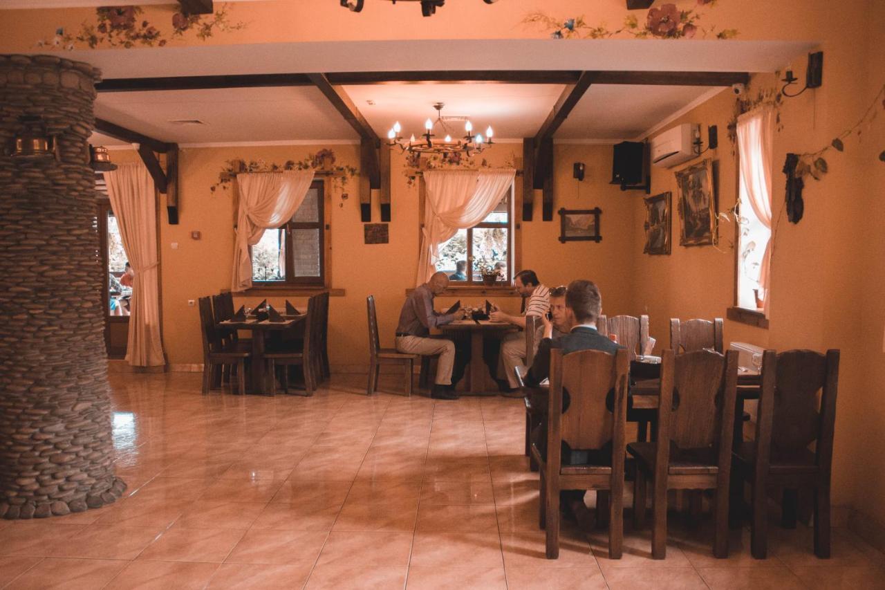 Stara Vezha Hotel Boryspiľ Exteriér fotografie
